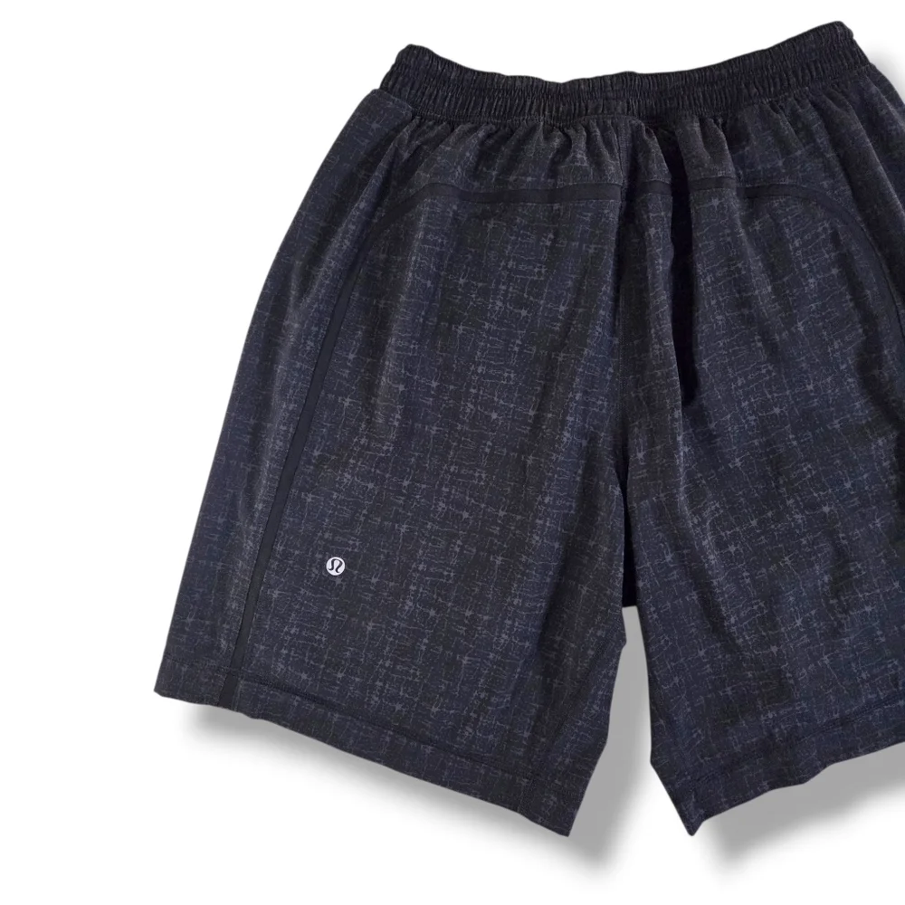 LULULEMON Men’s 9” Lined Pace Breaker Shorts Black Grey Gray Large